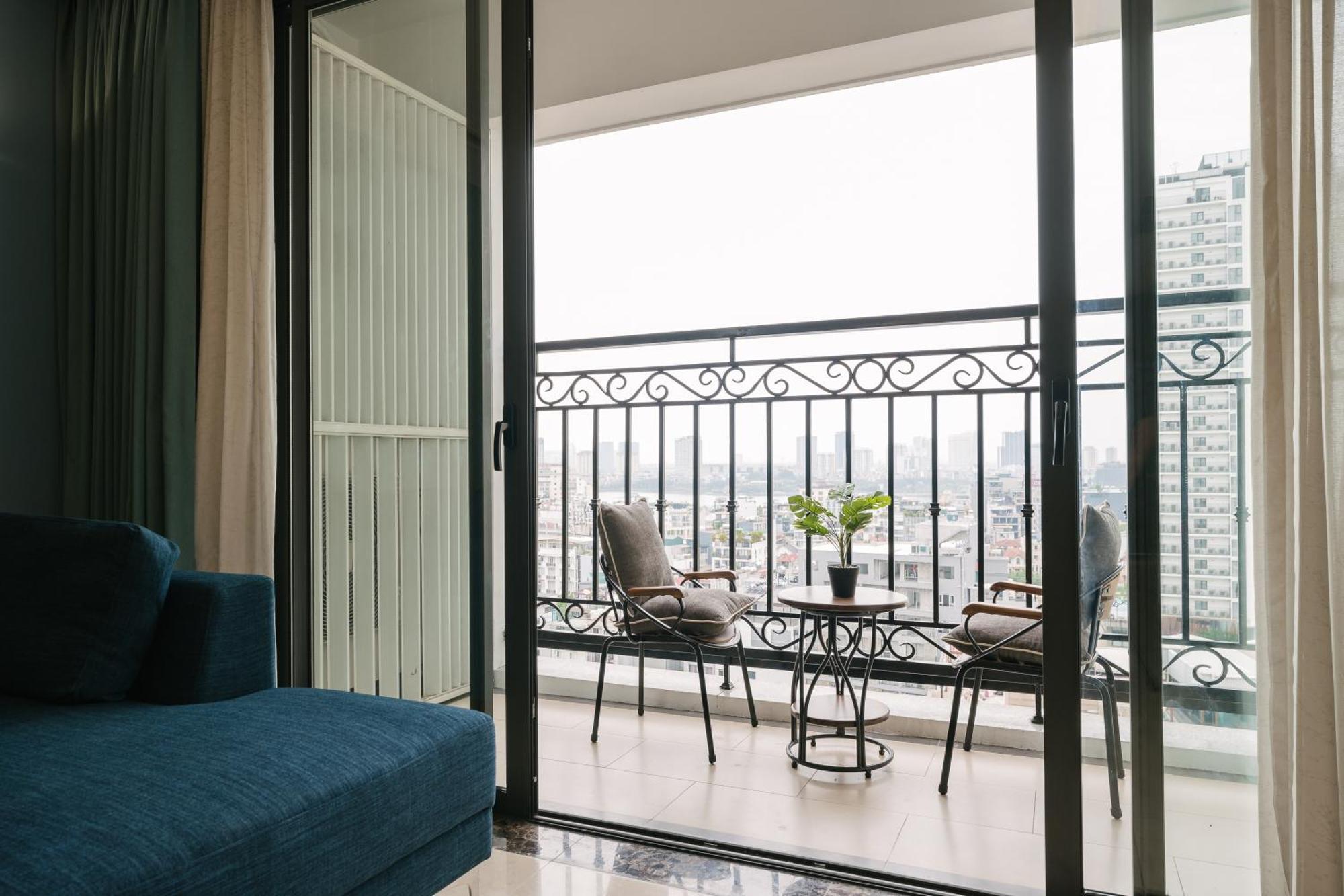 D'Leroi Soleil - Westlake Suite & Apartment Hanoi Bagian luar foto