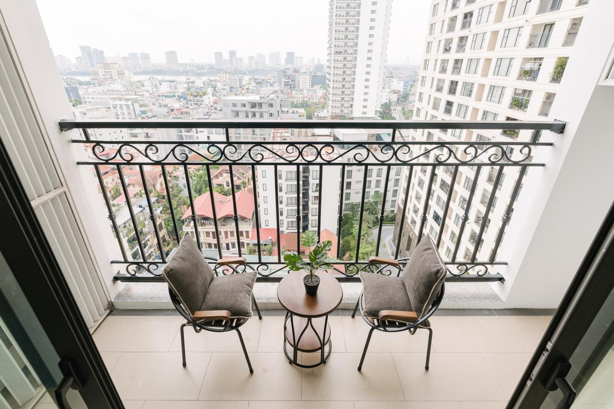 D'Leroi Soleil - Westlake Suite & Apartment Hanoi Bagian luar foto