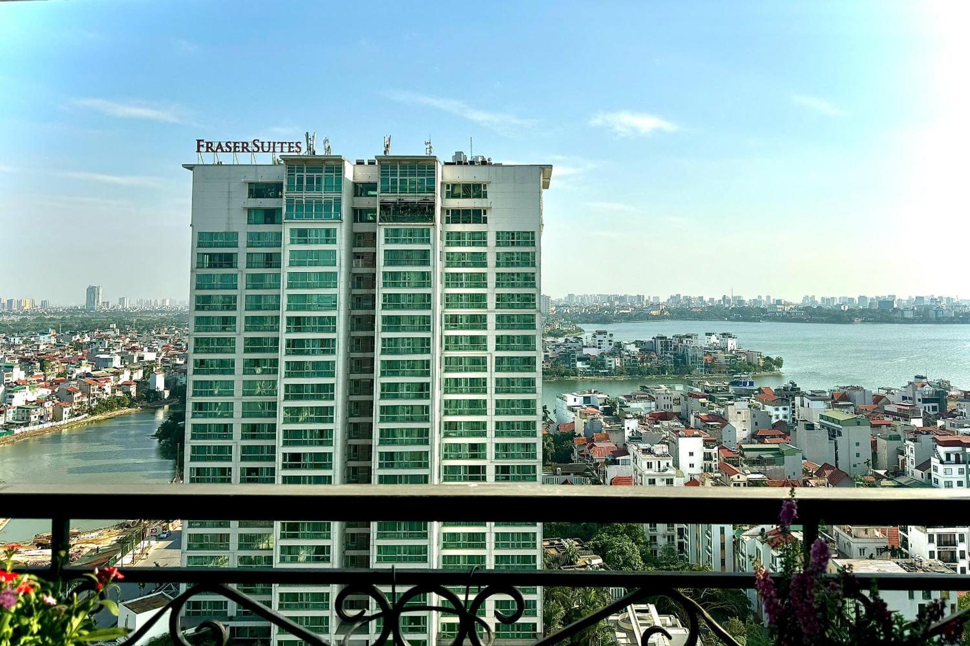 D'Leroi Soleil - Westlake Suite & Apartment Hanoi Bagian luar foto