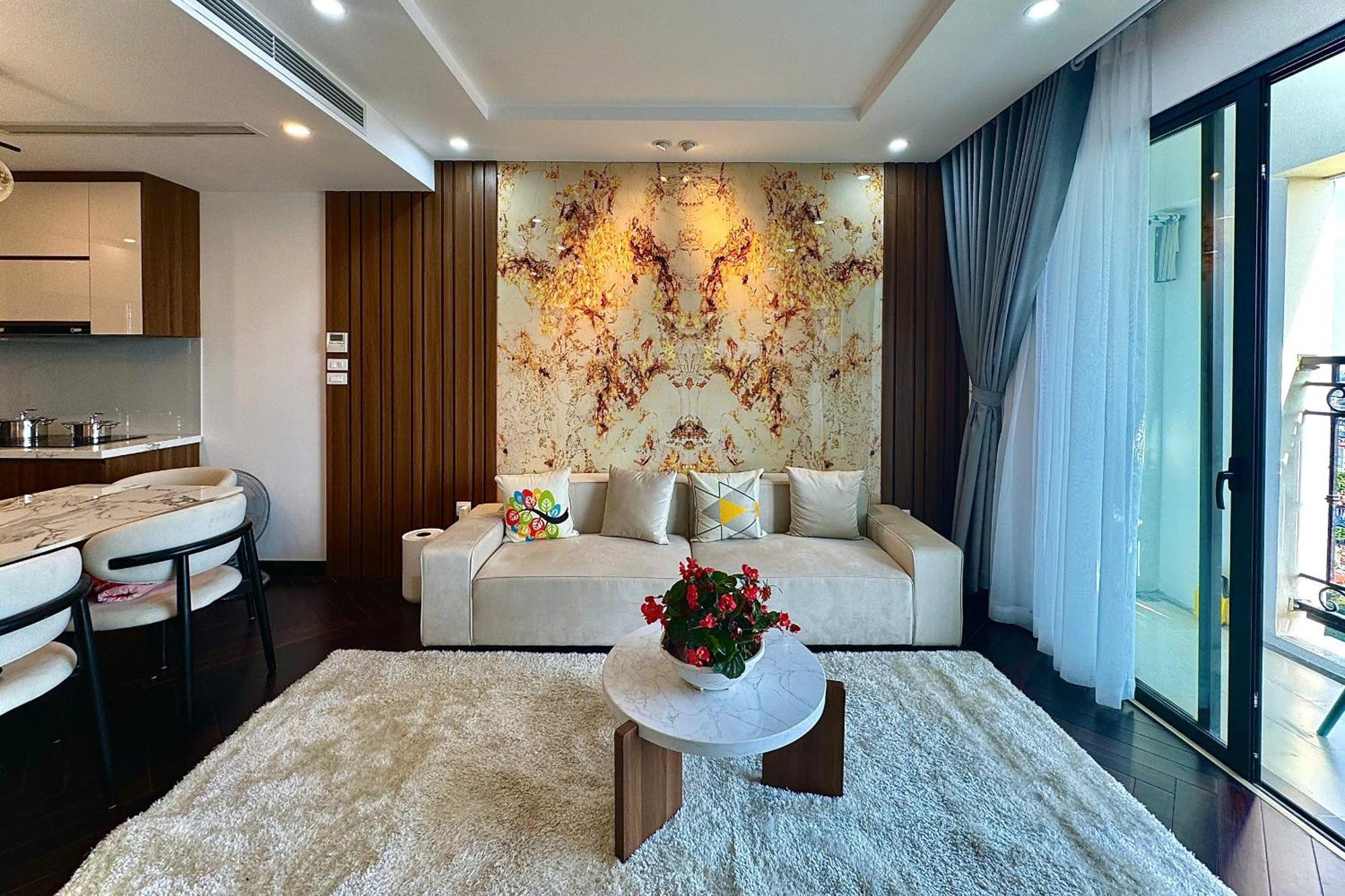 D'Leroi Soleil - Westlake Suite & Apartment Hanoi Bagian luar foto